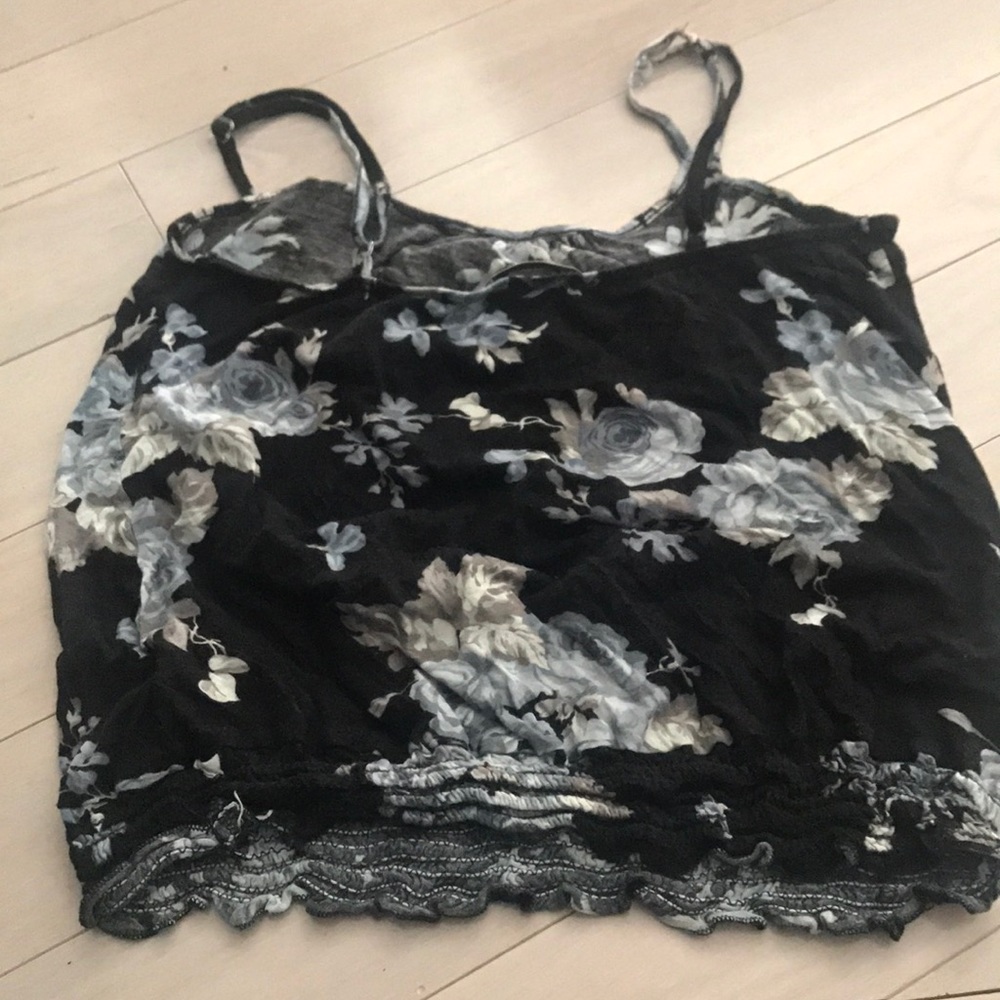Floral Tank Size M - Picture 3 of 3